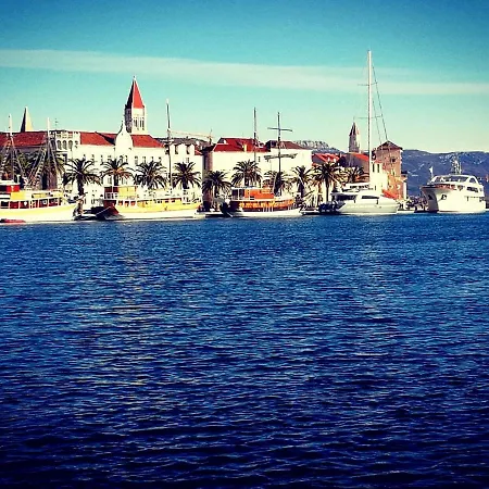 Luki Appartement Trogir